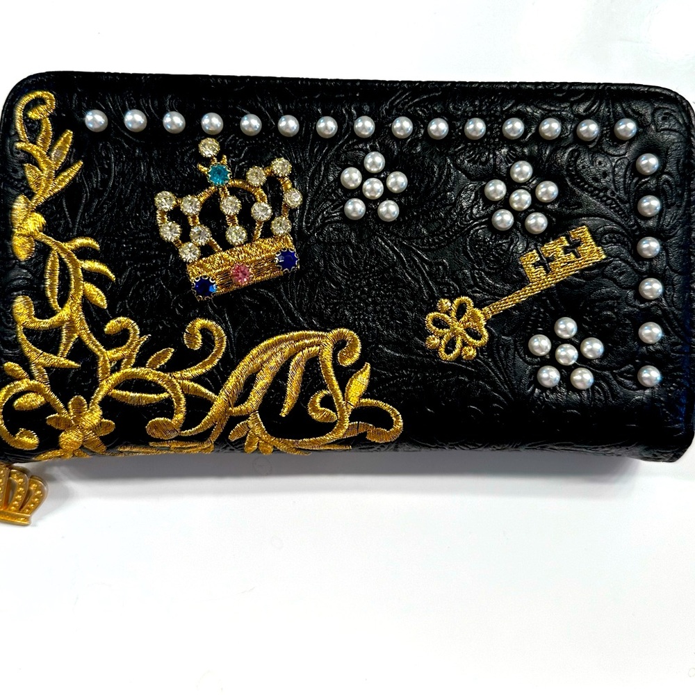 NP‼️NWTVendula LondonPearlyQueens Black ZipAround Wallet EmbellishedwithPearls 💝